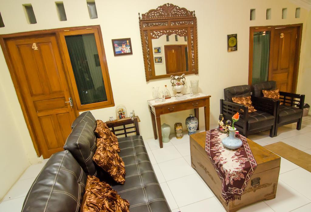 Pendopo Andari Homestay Yogyakarta Exteriér fotografie